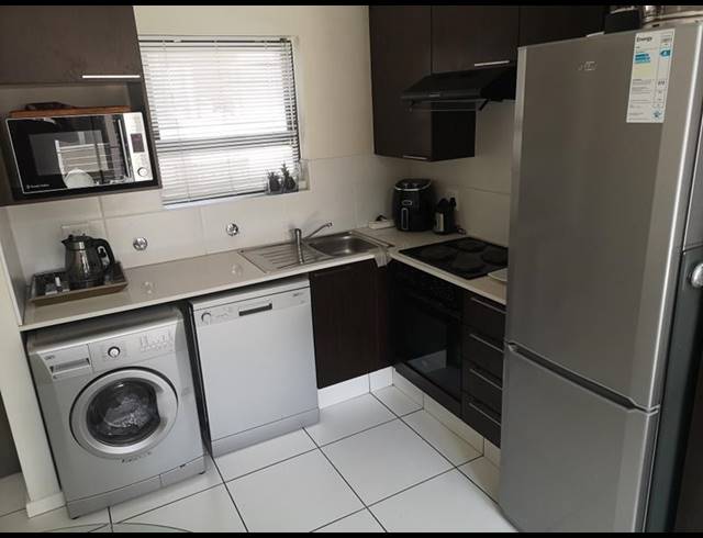 1 BEDROOM PROPERTY TO RENT IN FOURWAYS